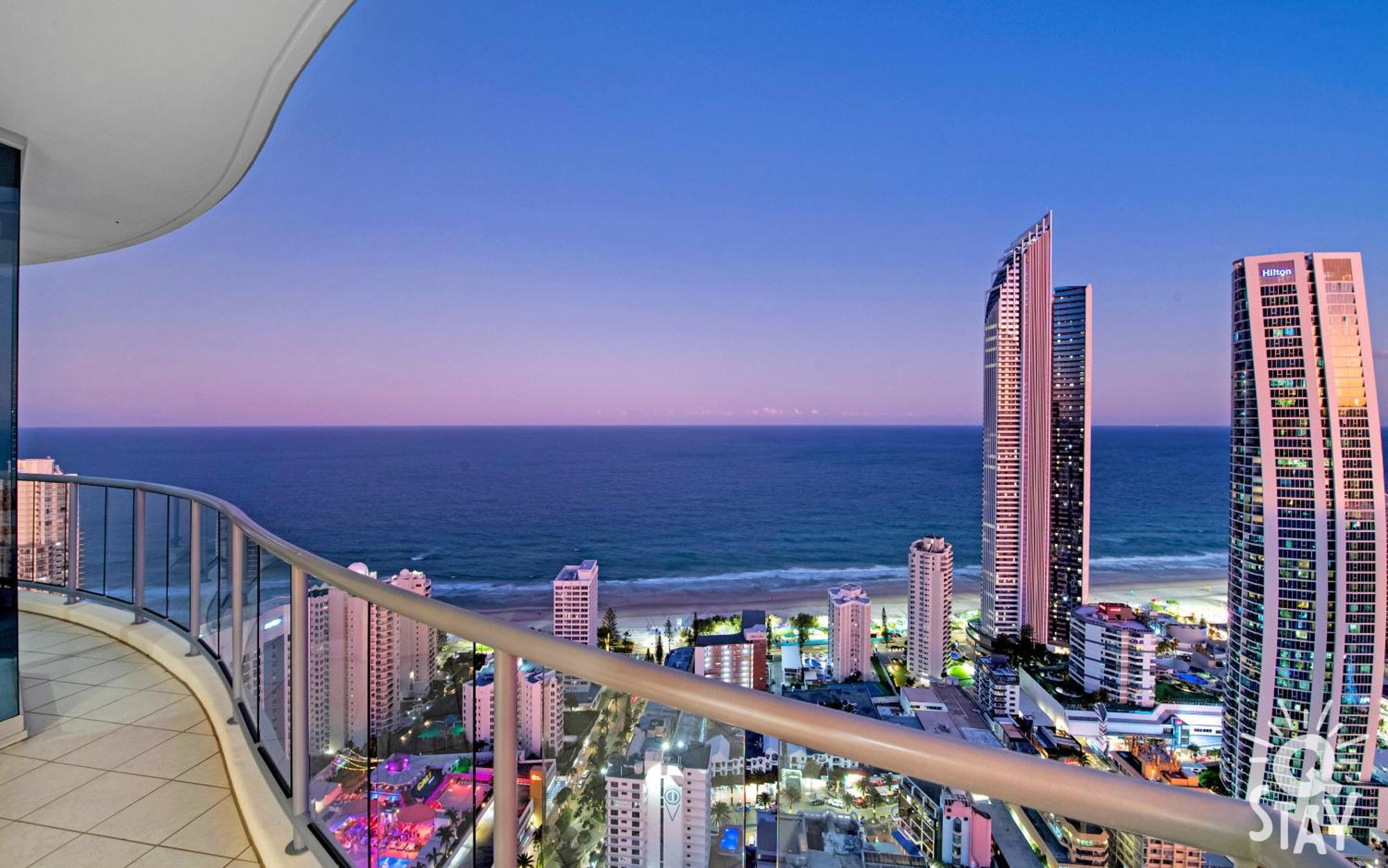 Chevron Renaissance Surfers Paradise Mid Week Madness Deal - Q Stay Gold Coast Zewnętrze zdjęcie