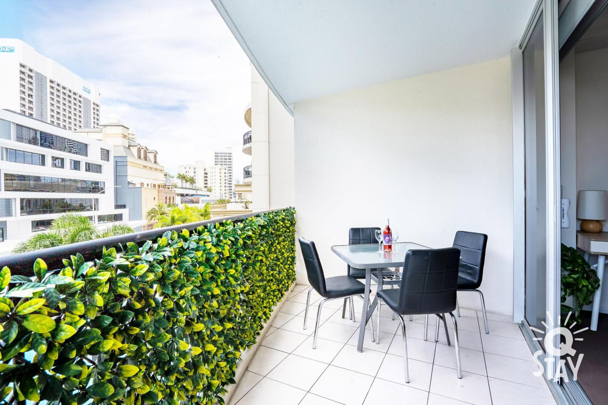 Chevron Renaissance Surfers Paradise Mid Week Madness Deal - Q Stay Gold Coast Zewnętrze zdjęcie