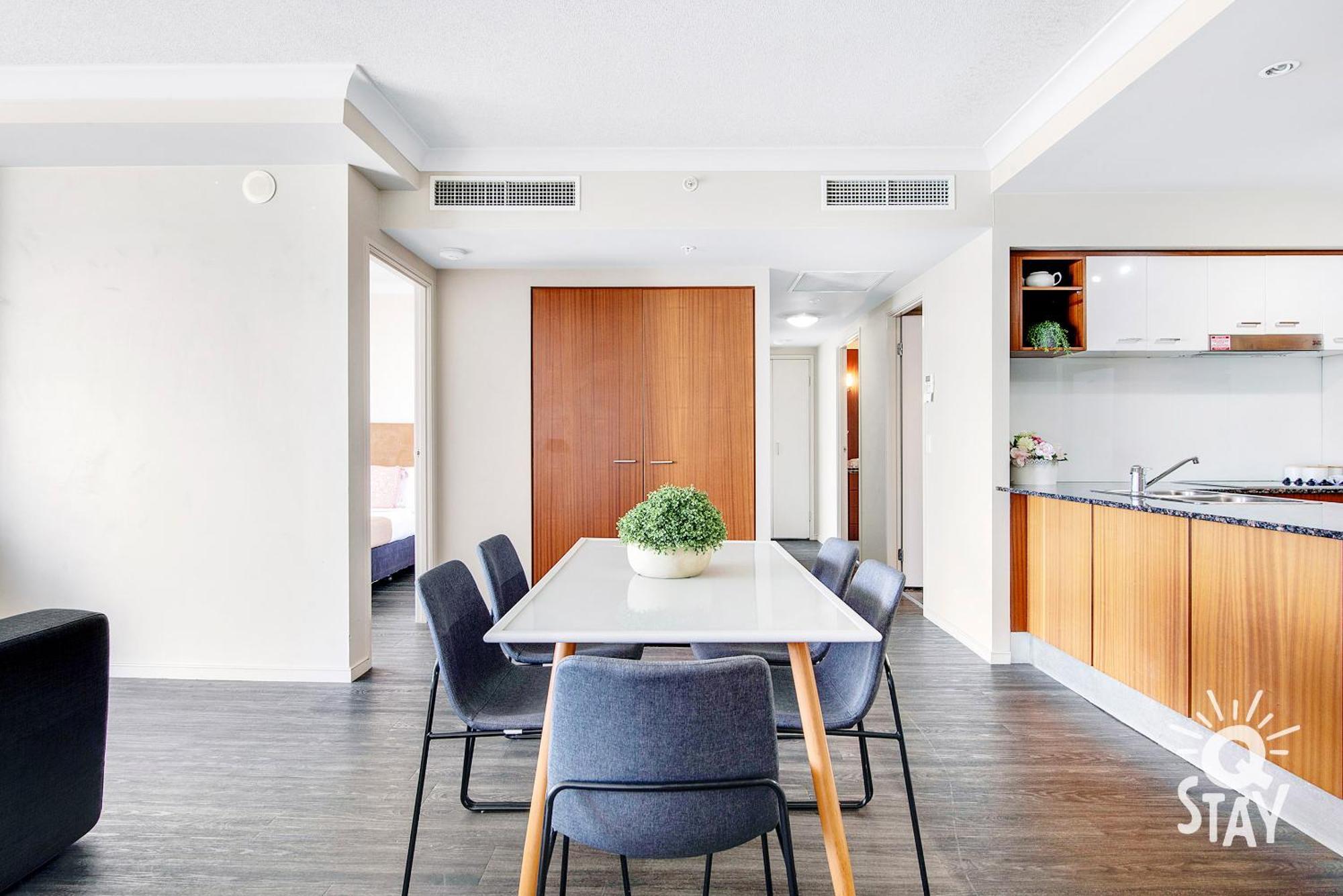 Chevron Renaissance Surfers Paradise Mid Week Madness Deal - Q Stay Gold Coast Zewnętrze zdjęcie