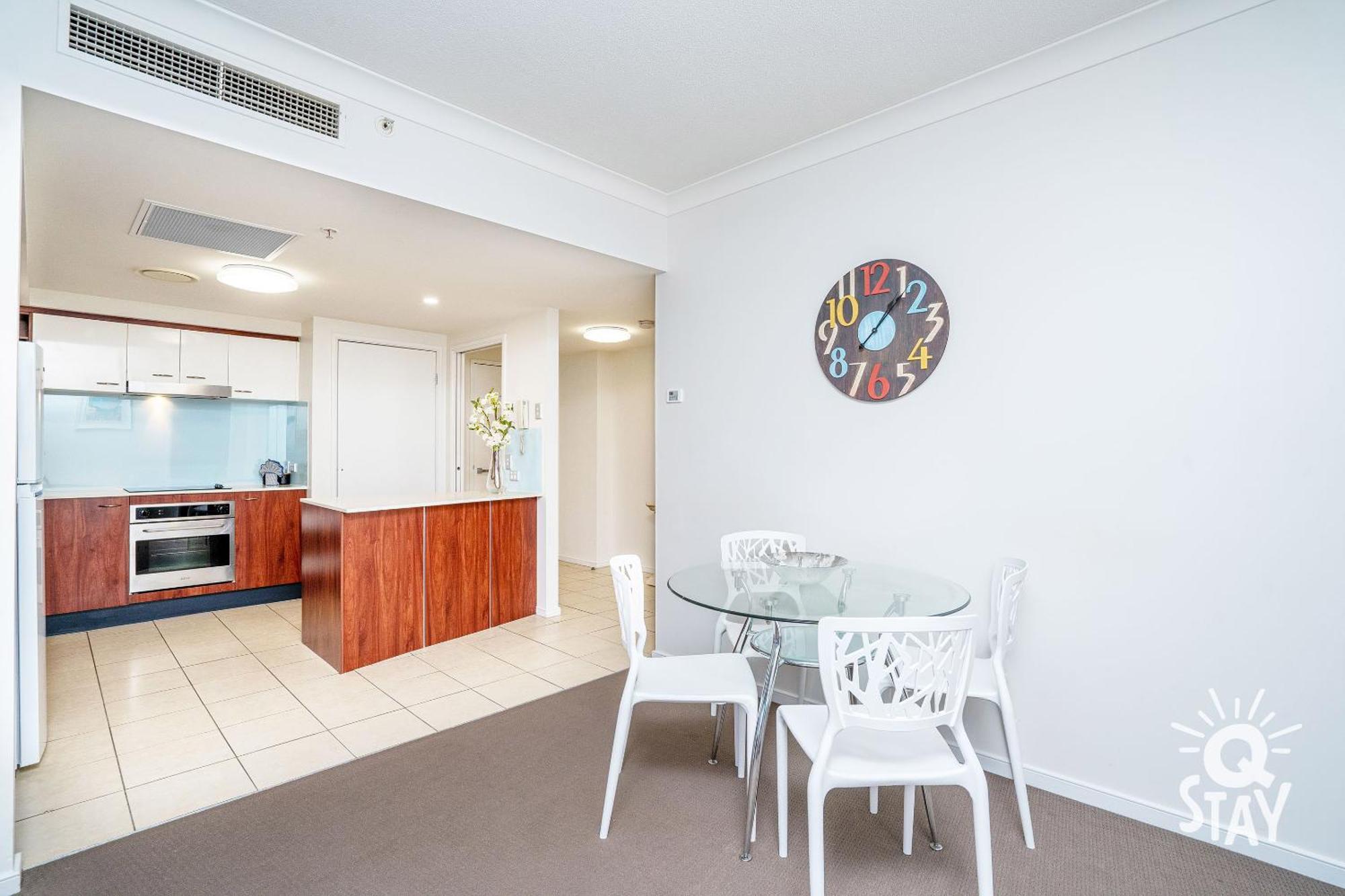 Chevron Renaissance Surfers Paradise Mid Week Madness Deal - Q Stay Gold Coast Zewnętrze zdjęcie