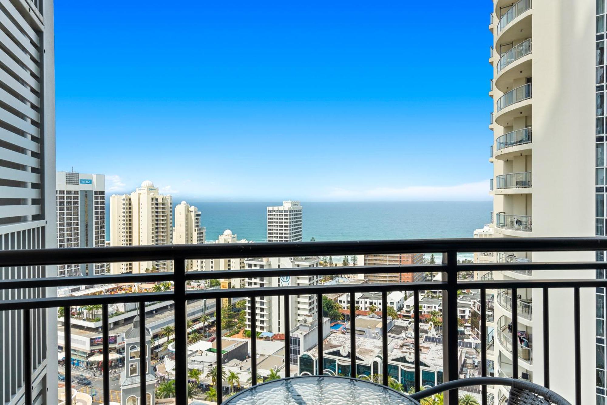 Chevron Renaissance Surfers Paradise Mid Week Madness Deal - Q Stay Gold Coast Zewnętrze zdjęcie